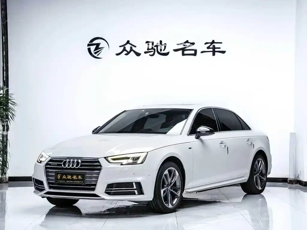 Audi A4L 2018 — фото 1