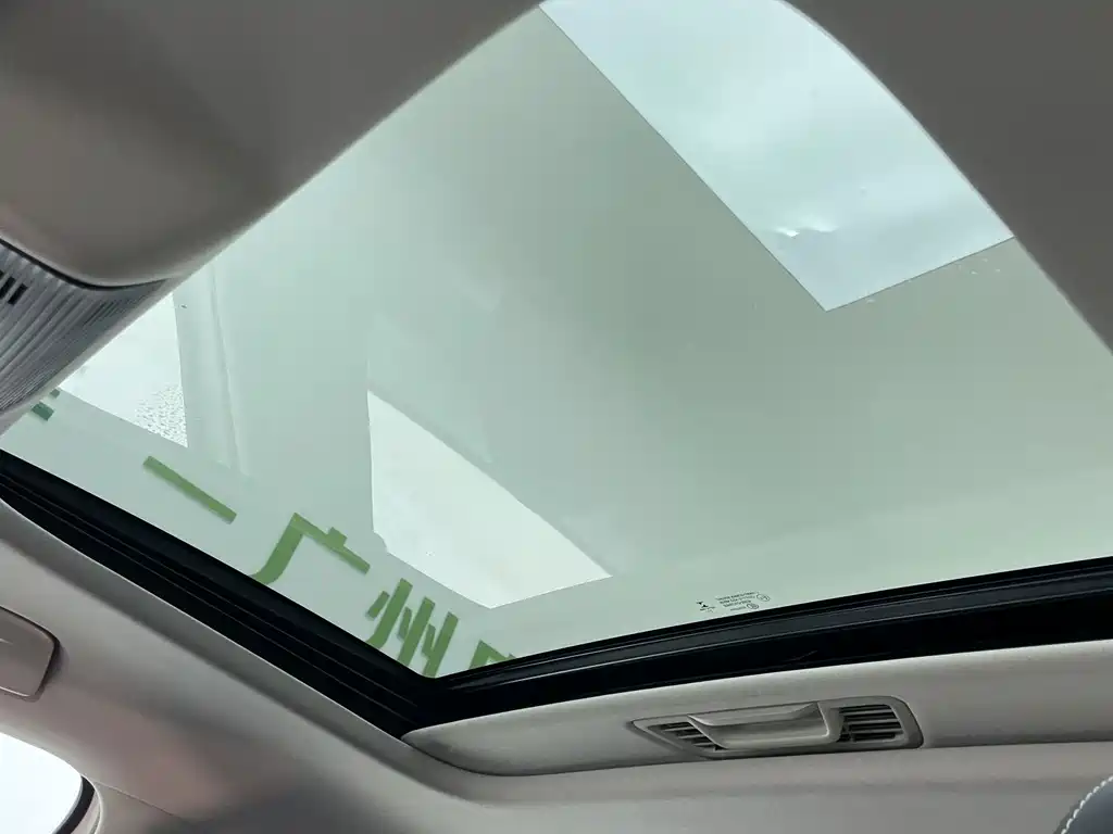 Skoda Octavia 2022 — фото 14