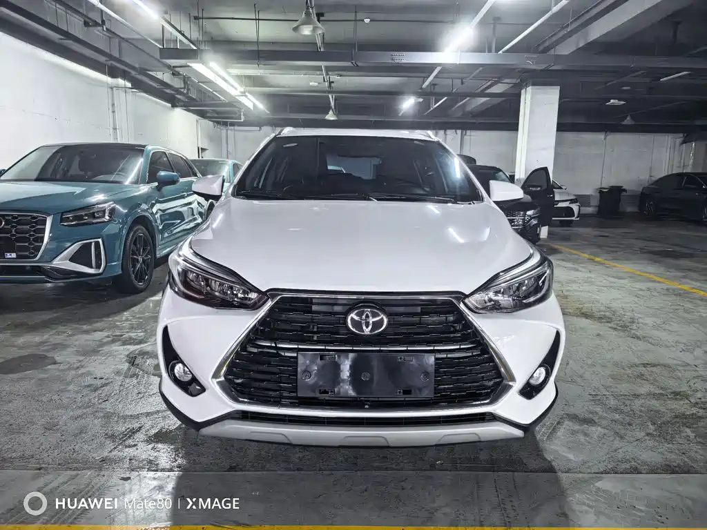 Toyota Yaris L 2021