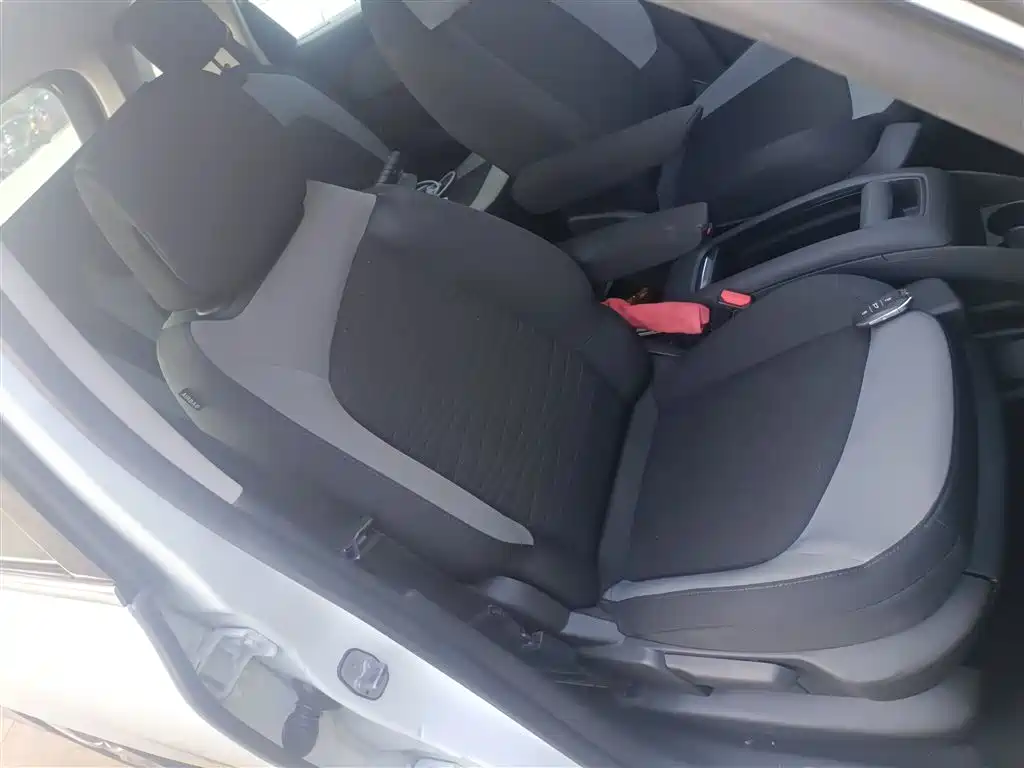 Citroen C4 Picasso 2018 — фото 17