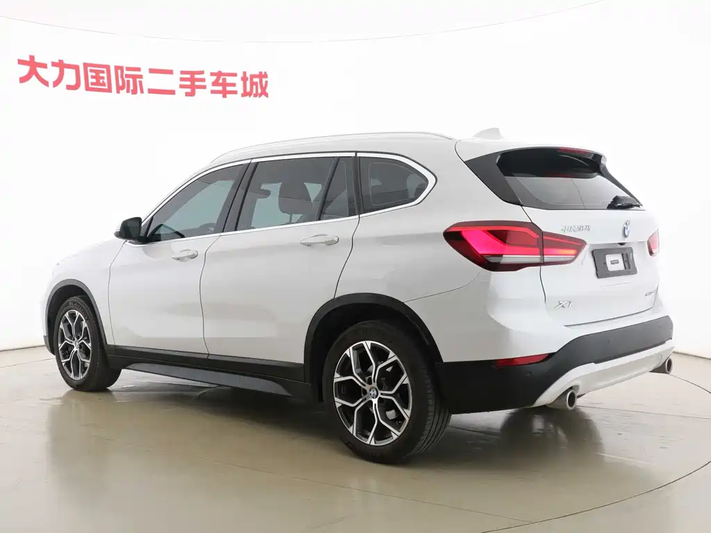 BMW X1 2021 — фото 16