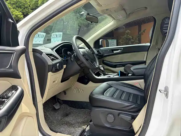 Ford Edge 2016