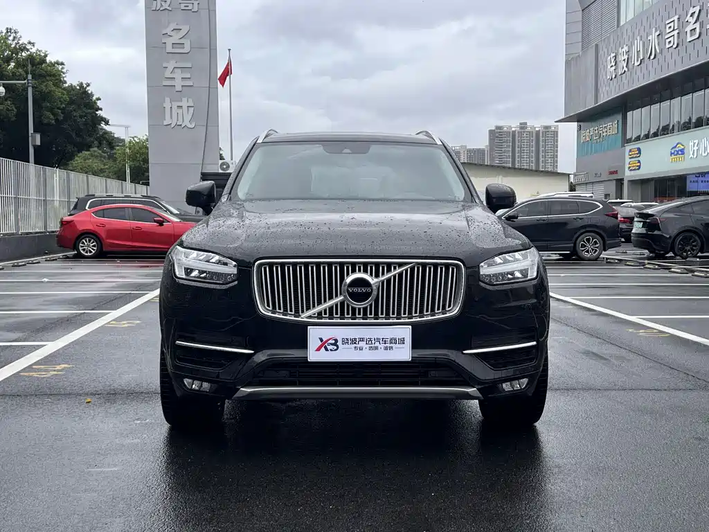Volvo XC90 2019
