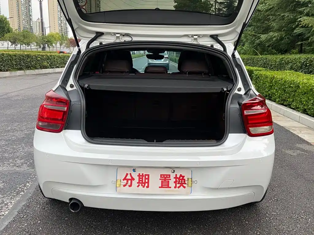 BMW 1 Series 2012 — фото 14