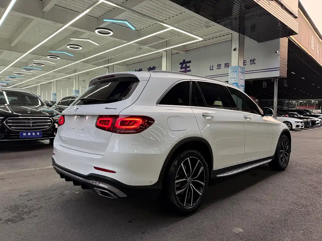 Mercedes-Benz GLC 2020 — фото 22