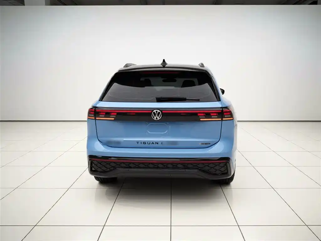 Volkswagen Tiguan L 2024 — фото 6