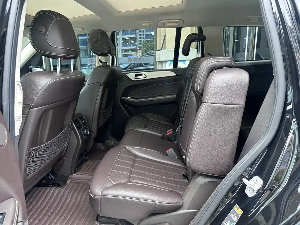 Mercedes-Benz GLS 2018 — фото 16