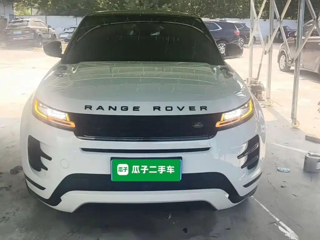 Land Rover Evoque 2021