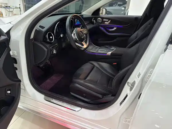 Mercedes-Benz C-Class 2020