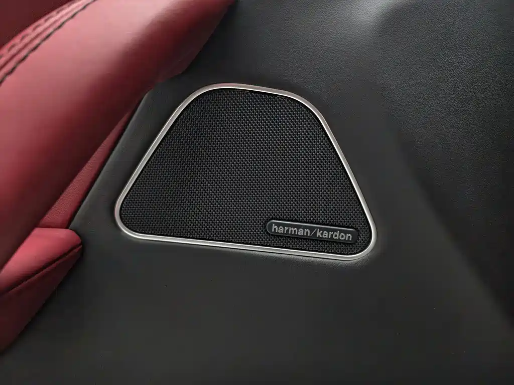 Maserati Levante 2017 — фото 10