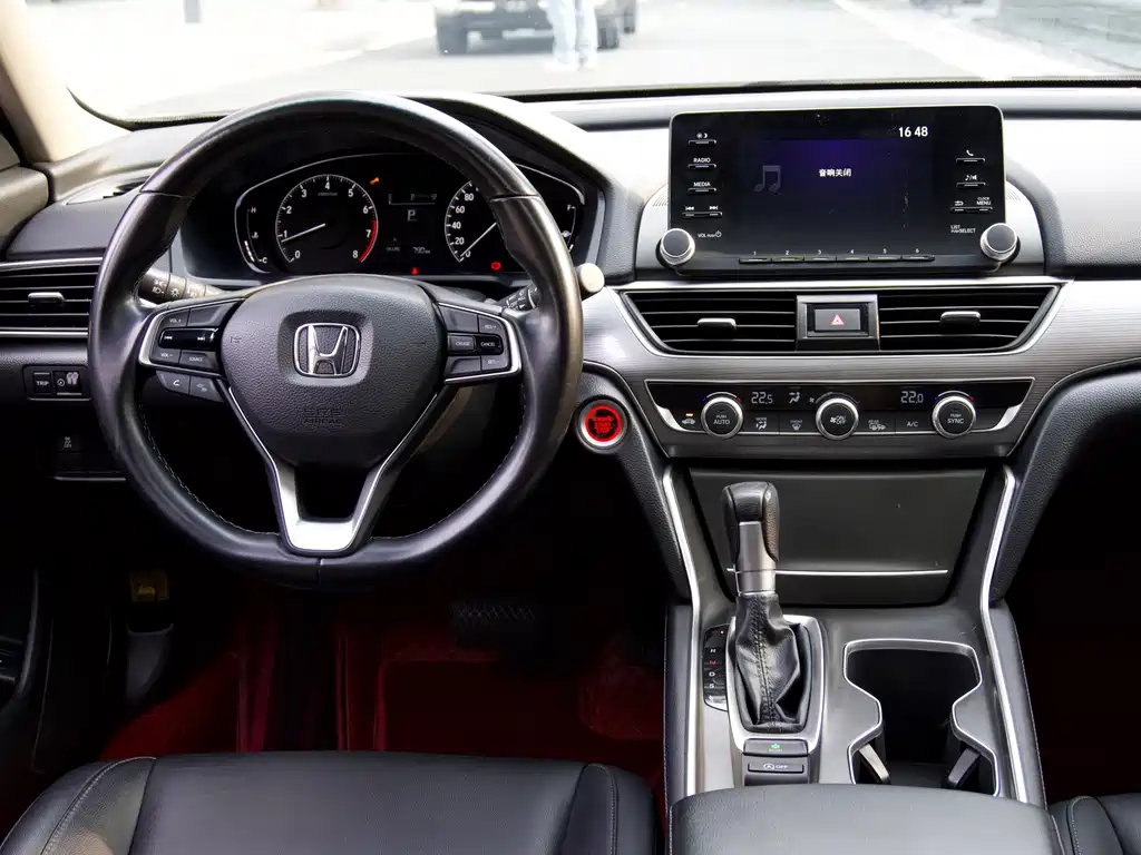 Honda Accord 2020 — фото 19