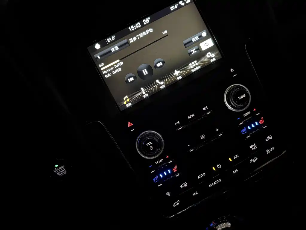 Lincoln Navigator 2018 — фото 18