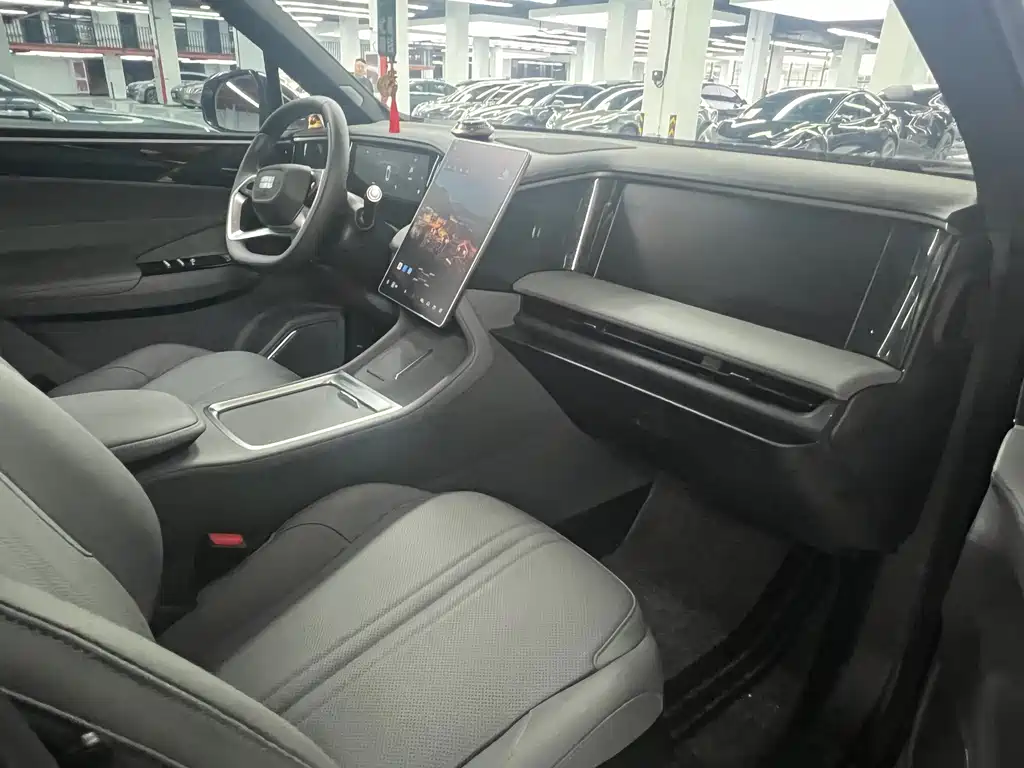 Geely Galaxy L7 2025 — фото 11