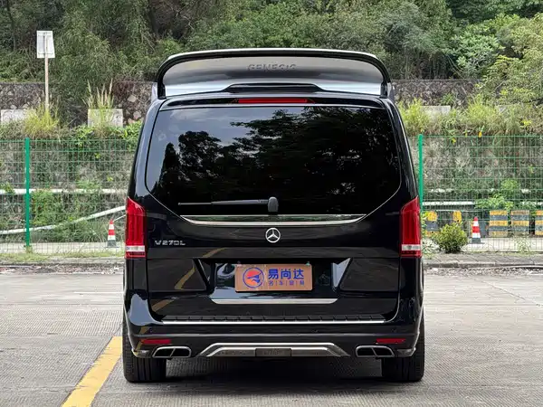 Mercedes-Benz V-Class 2023