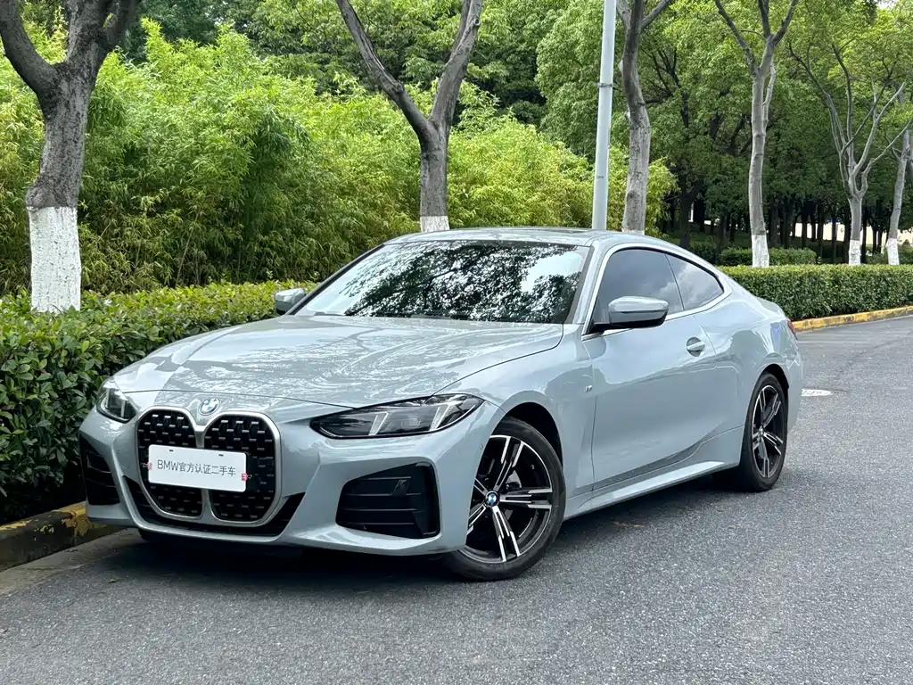 BMW 4 Series 2025 — фото 1