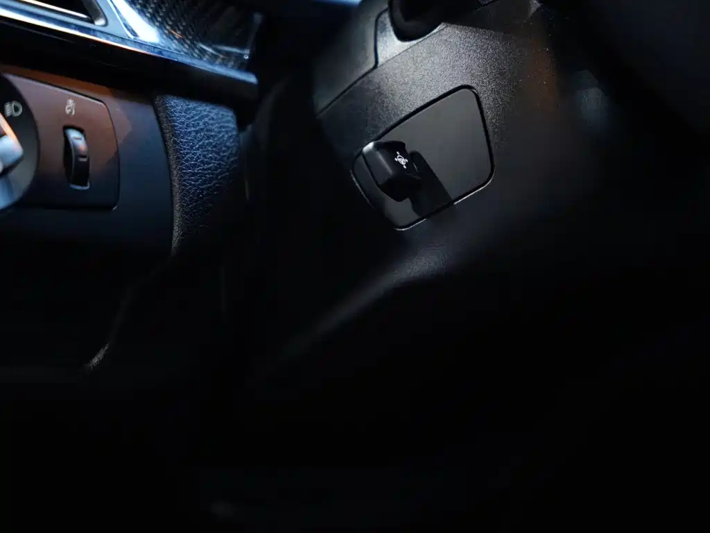 BMW M6 2015 — фото 22