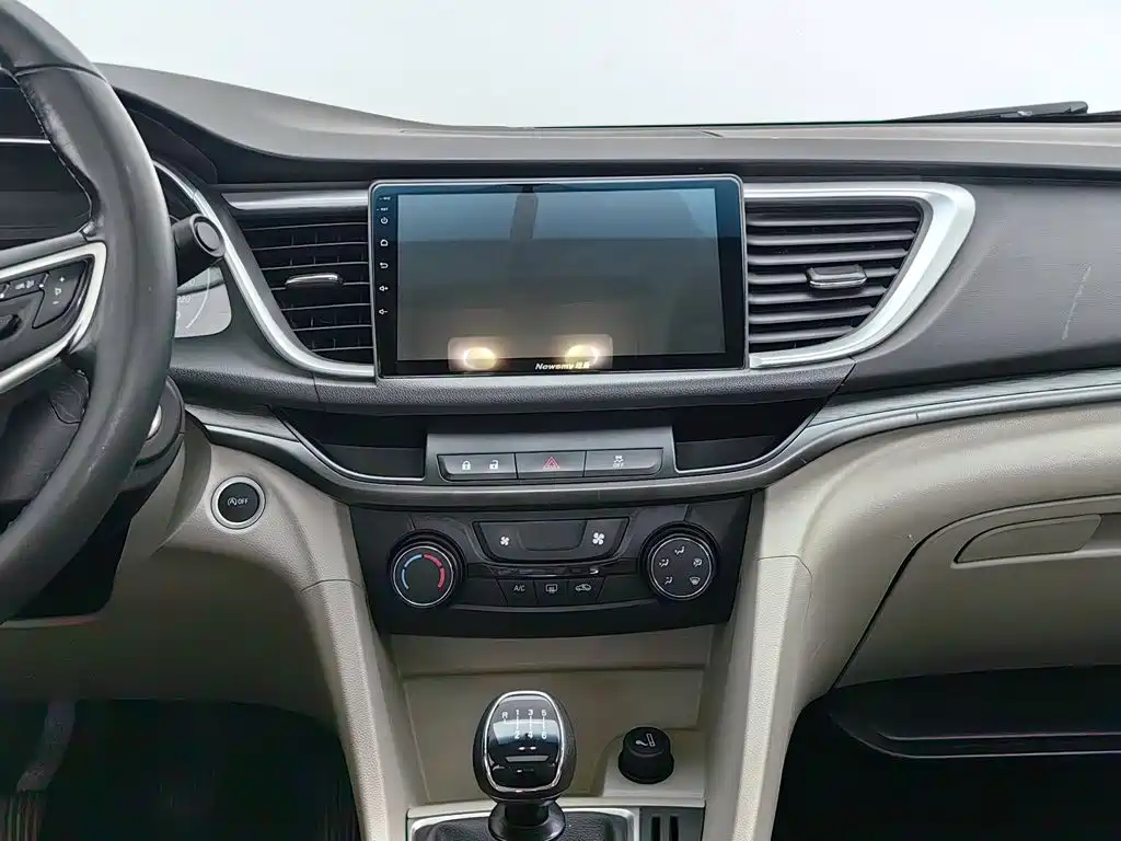 Buick Excelle GT 2019 — фото 12