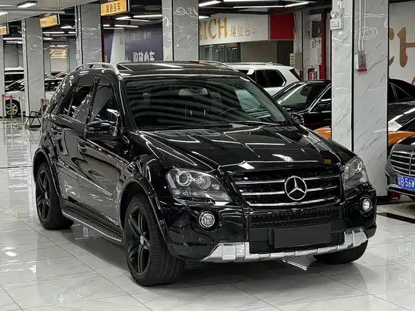 Mercedes-Benz M-Class AMG 2011