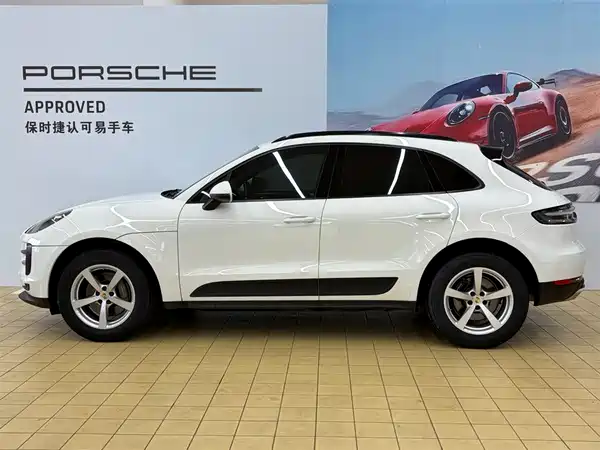 Porsche Macan 2021