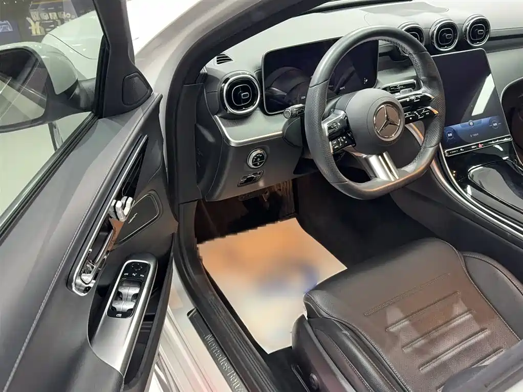 Mercedes-Benz C-Class 2022 — фото 19