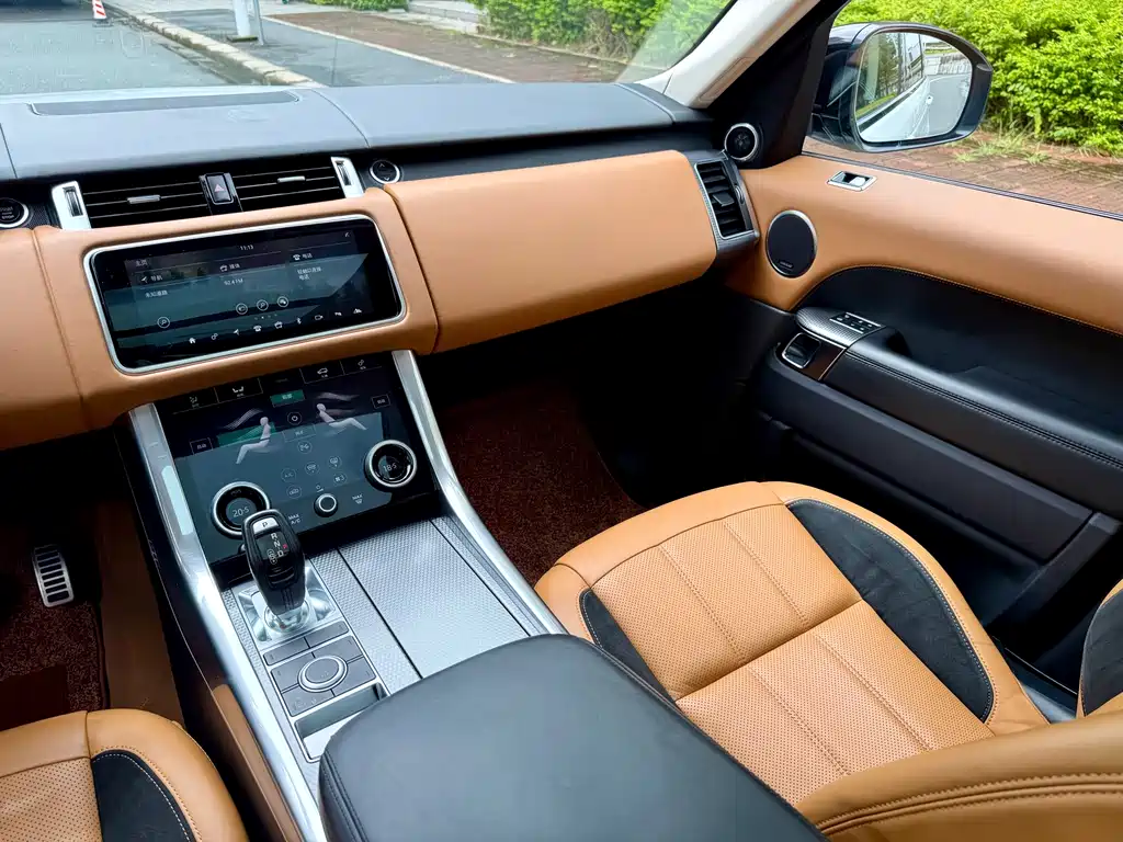 Land Rover Range Rover Sport 2018 — фото 29