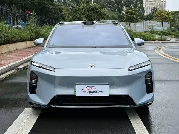 NIO ET5T 2025