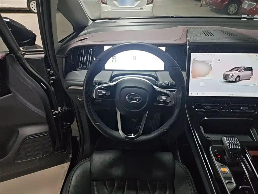 GAC Motor Trumpchi M8 2024 — фото 11