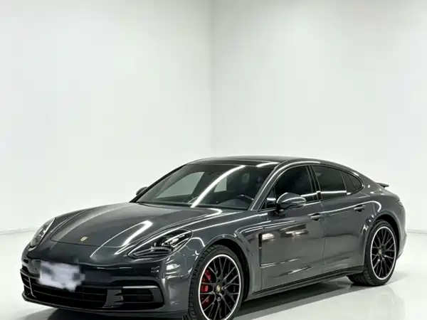 Porsche Panamera 2019