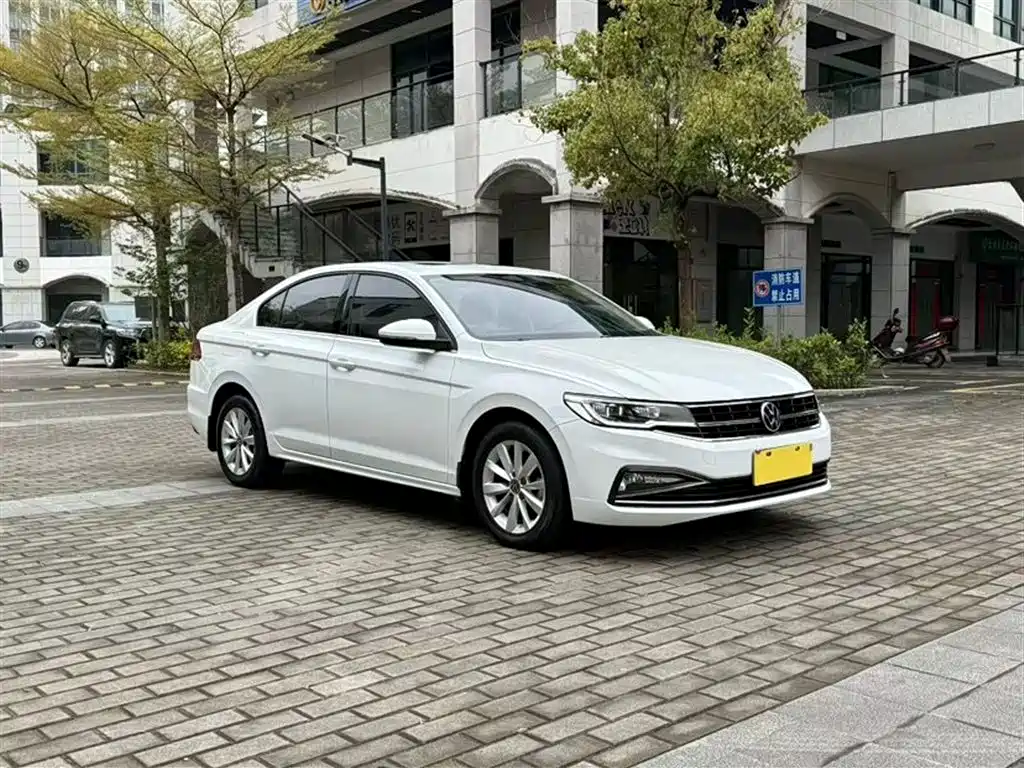 Volkswagen Bora 2021