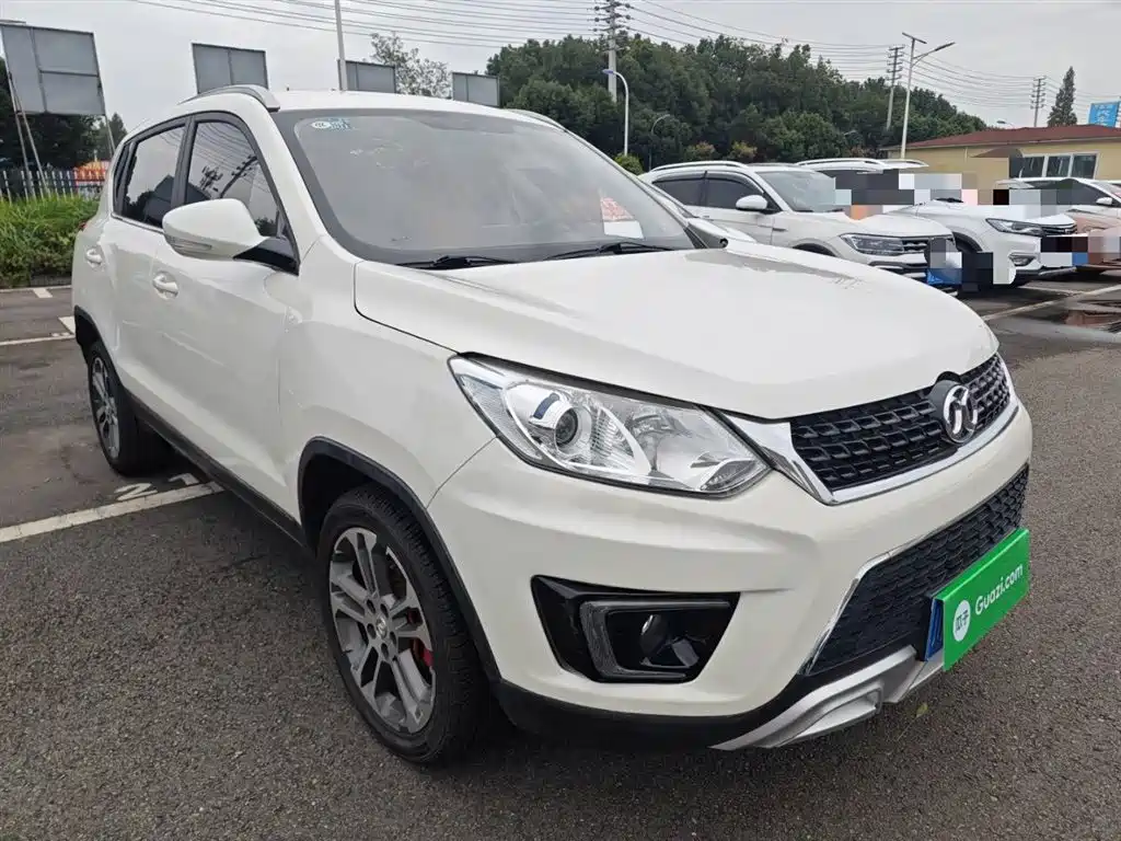 BAIC Senova X35 2017 — фото 20