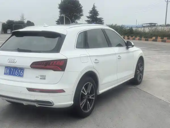 Audi Q5L 2018