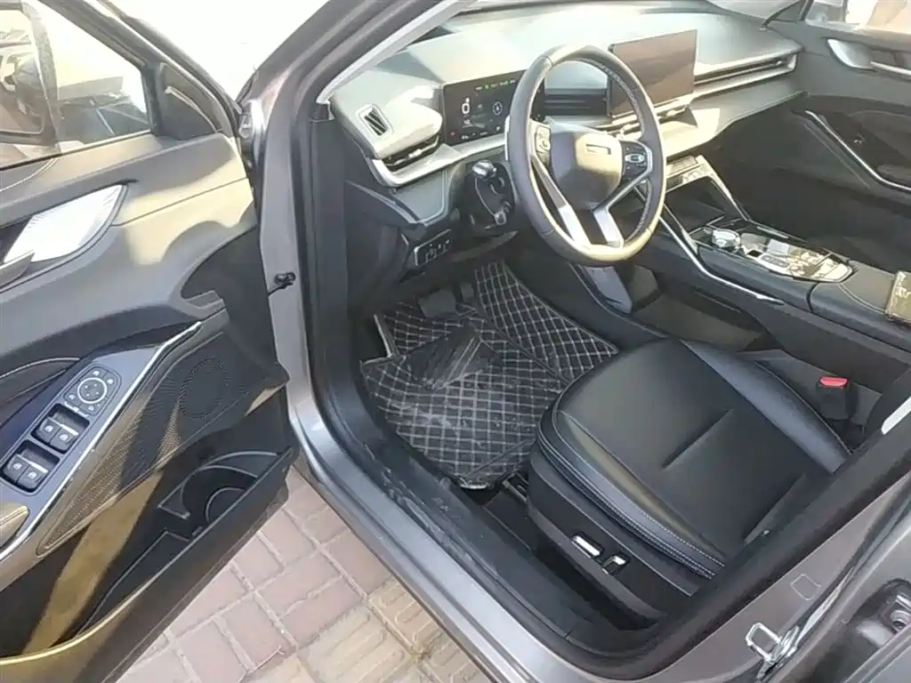 Haval H6 2023 — фото 16