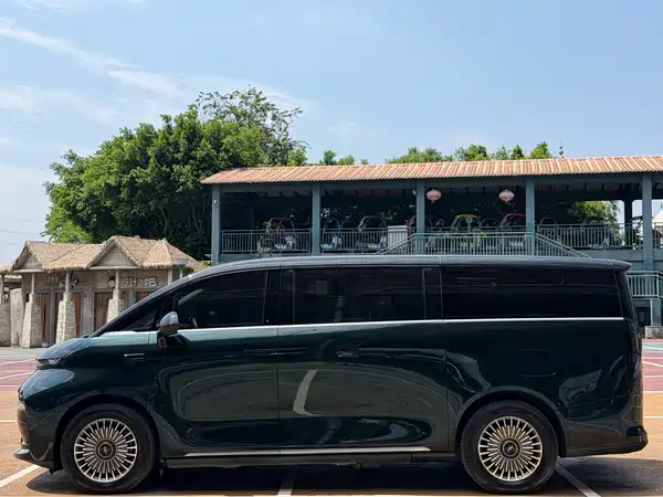 Geely Galaxy Yizhen L380 2025