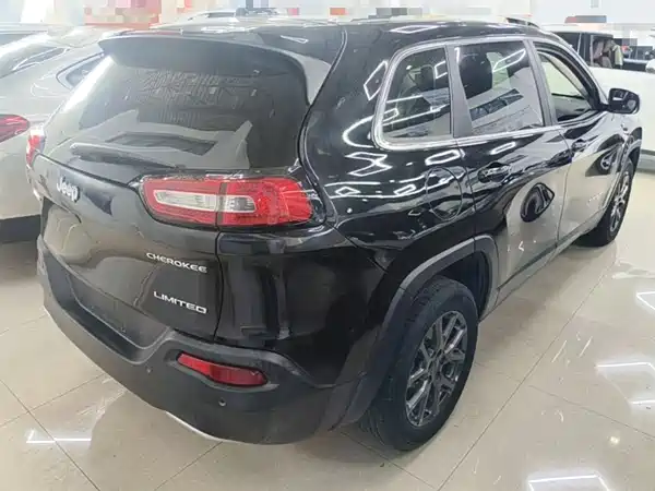 Jeep Cherokee 2020
