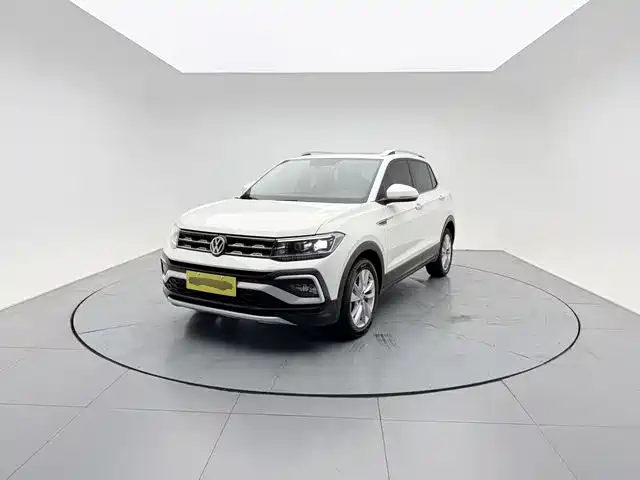Volkswagen T-Cross 2021 — фото 1