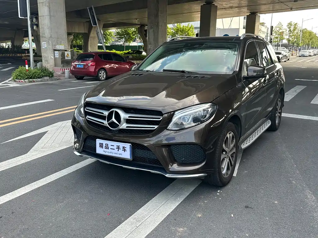 Mercedes-Benz GLE 2018 — фото 1