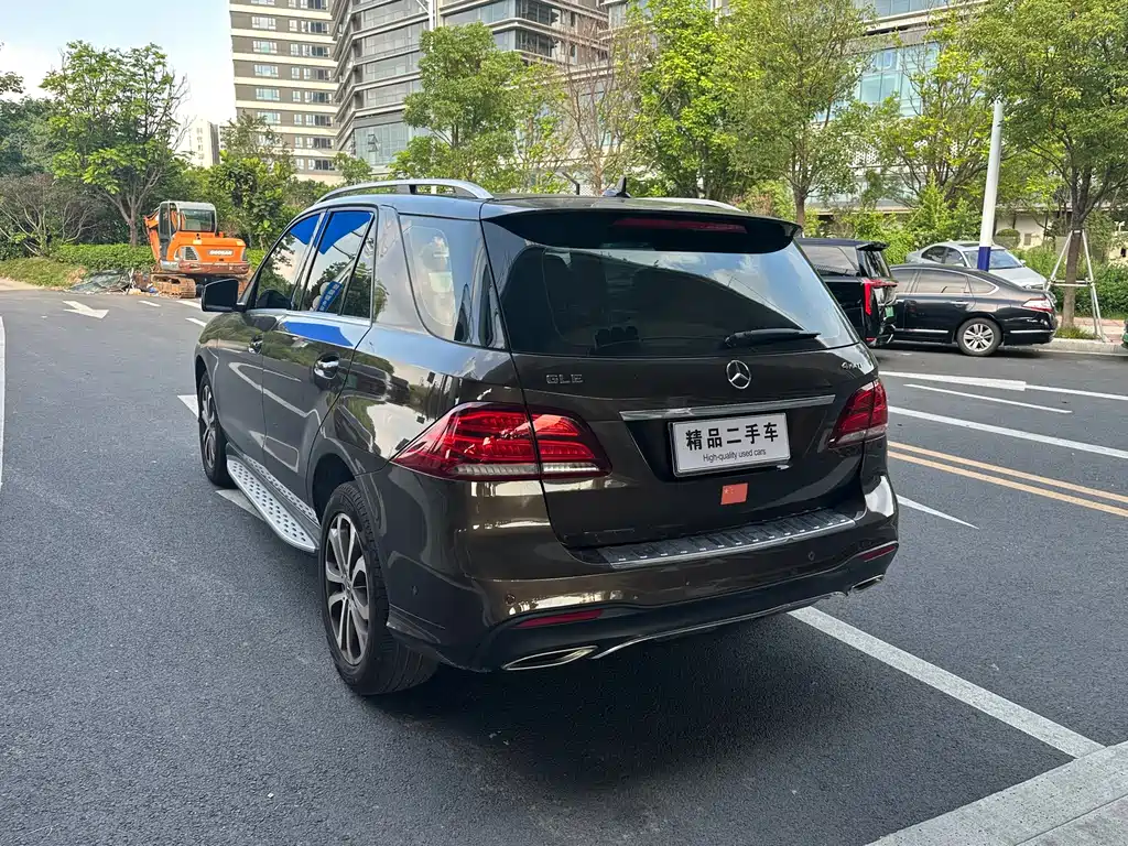 Mercedes-Benz GLE 2018 — фото 4