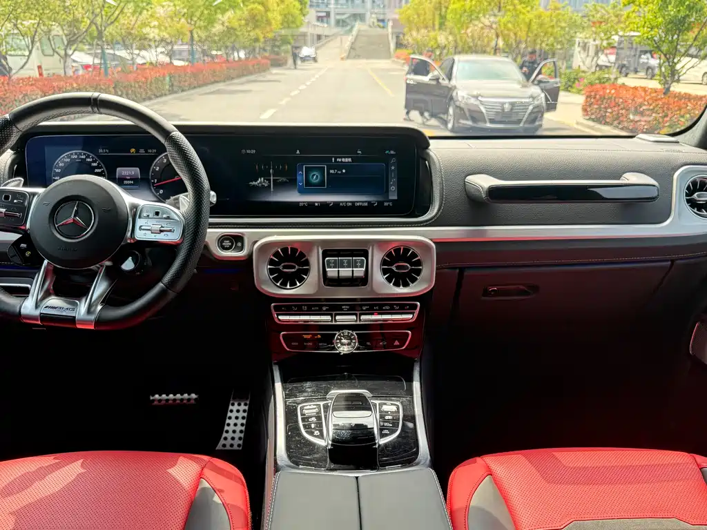Mercedes-Benz G-Class AMG 2022 — фото 11