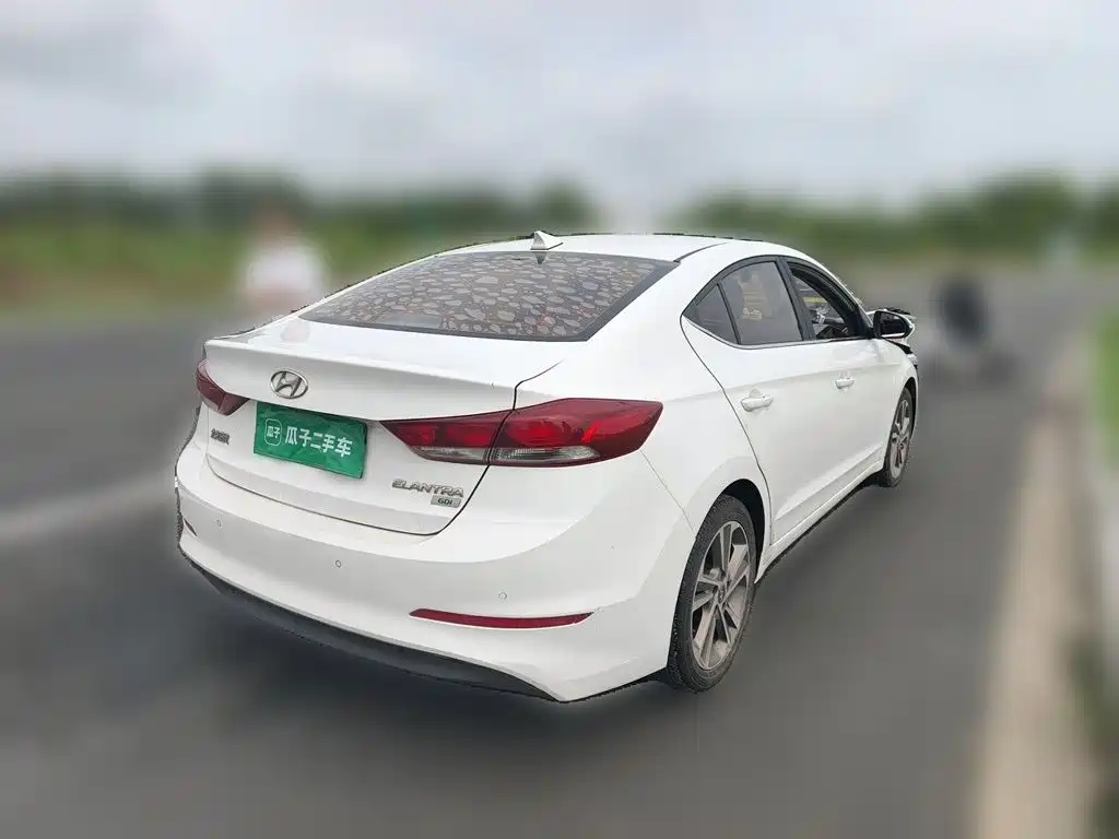 Hyundai Celesta 2017 — фото 4
