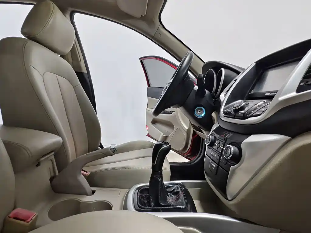Changan Eado 2014 — фото 15