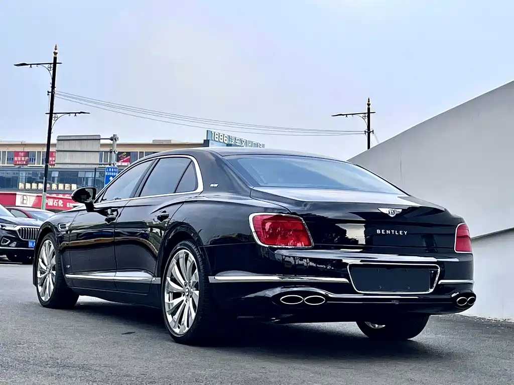 Bentley Flying Spur 2021 — фото 7