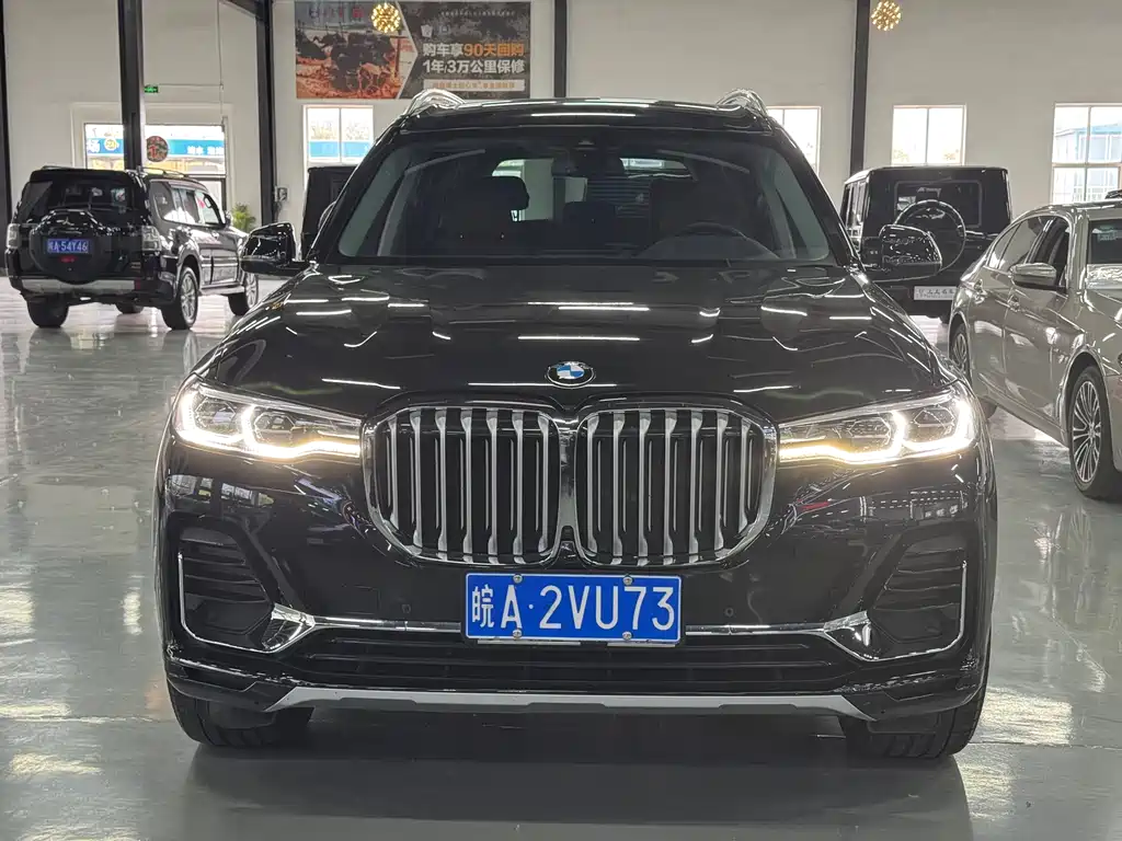 BMW X7 2022 — фото 2