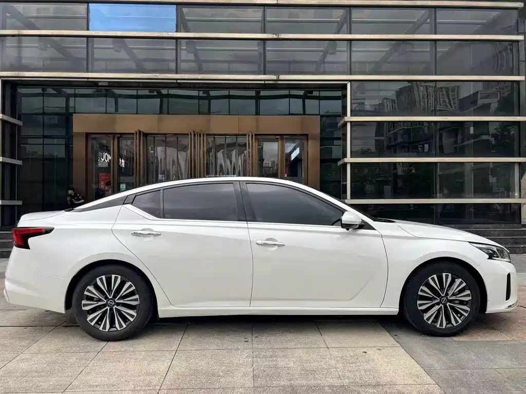 Nissan Teana 2024 — фото 20