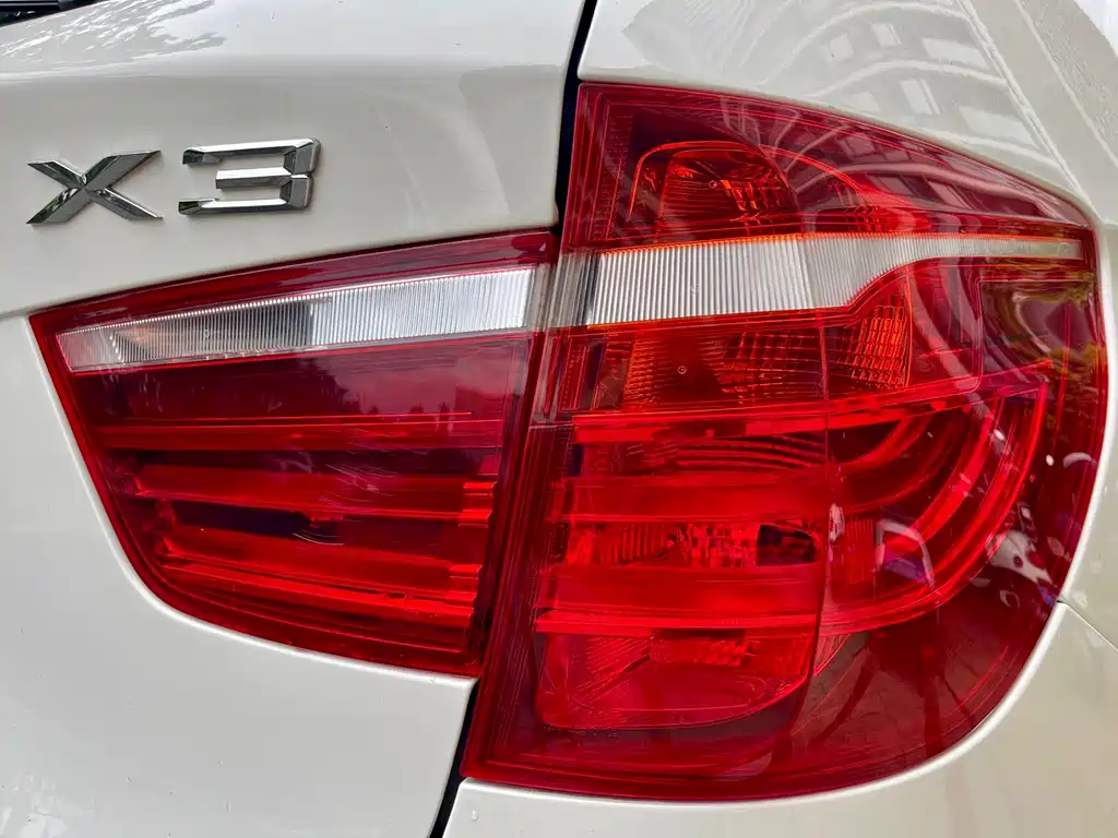 BMW X3 2012 — фото 20