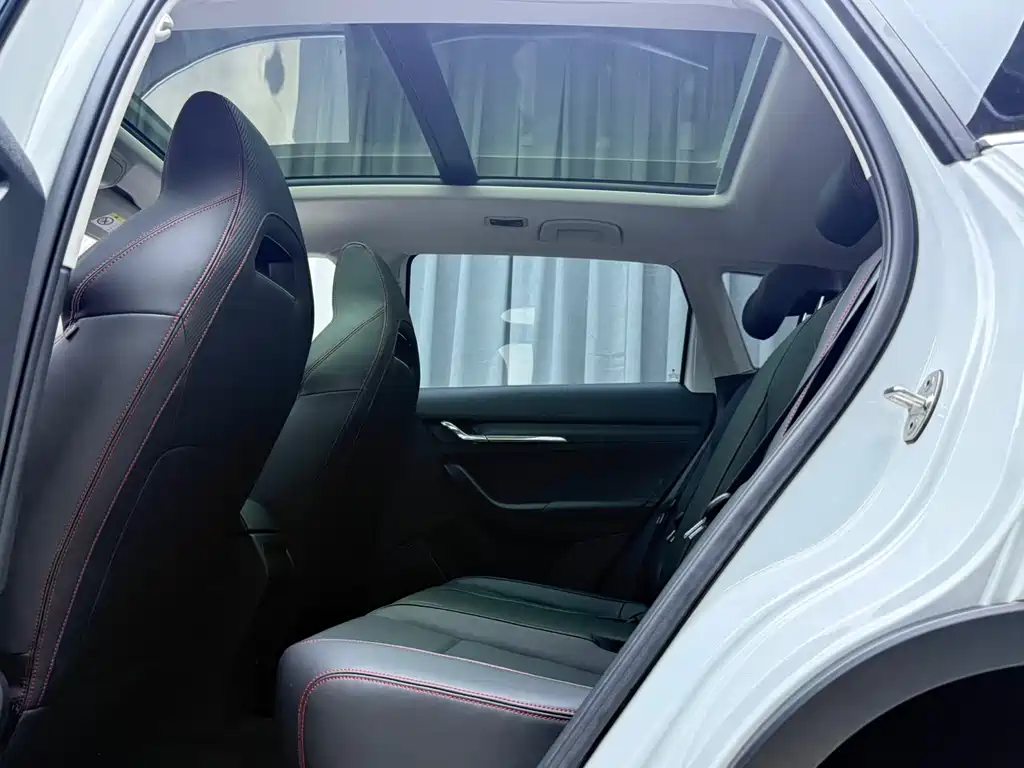 Skoda Kamiq 2023 — фото 17