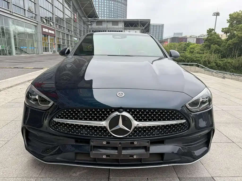 Mercedes-Benz C-Class 2023