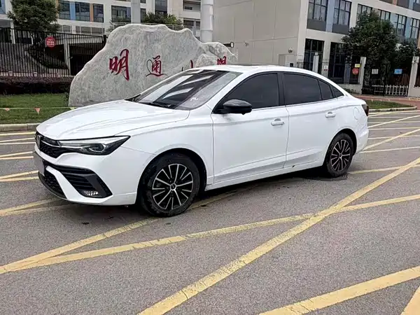 Roewe i5 2022