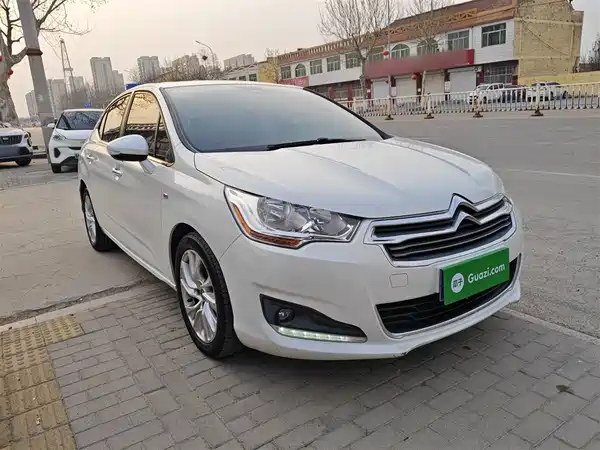 Citroën C4L 2014