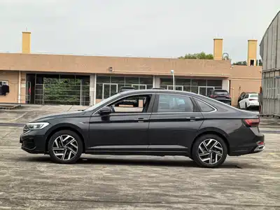 Volkswagen Sagitar 2023