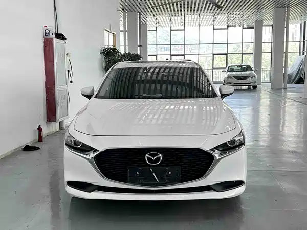 Mazda 3 Axela 2021